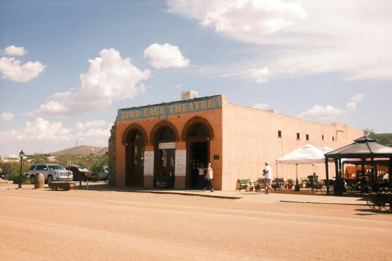 El Oeste a tu Alcance